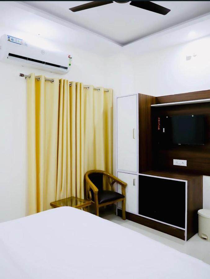 Hotel Srp Rishikesh Exterior photo